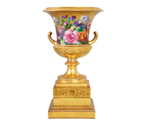 ウィーン窯・帝国磁器製作所︓ヨーゼフ・ガイア―《⾦地花⽂クラテル形⼤花瓶》1828年頃、硬質磁器、エナメルの上絵付、⾦彩