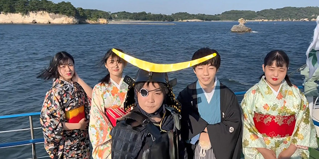 おもしろ賞 松島町「青葉城の庭に」