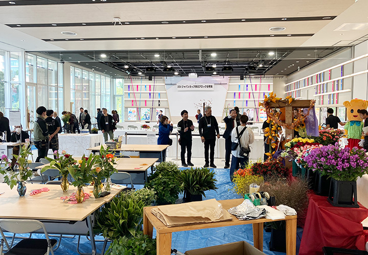 フラワーデザイン体験会の写真