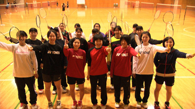 “聖ウルスラ学院英智高校女子バドミントン部 photo04
