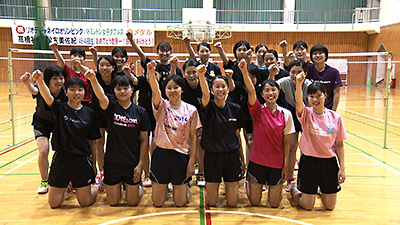 聖ウルスラ学院英智高校 女子バドミントン部 photo06