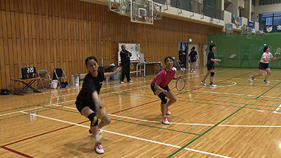 聖ウルスラ学院英智高校 女子バドミントン部 photo14