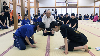 仙台二高 競技かるた愛好会