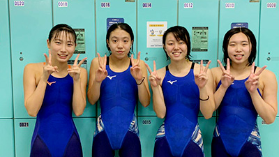 女子高校生　水泳 
