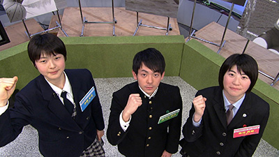 左から今野　紀花さん、佐々木　誠脩さん、菊池　美緒さん