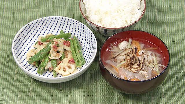 しし唐とレンコンの梅味噌和え　塩豚汁(焼き椎茸添え)