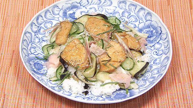 夏野菜と鶏のちらし寿司