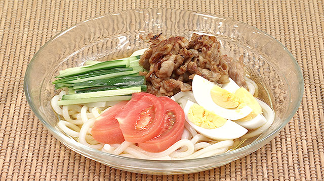 焼き肉のせ冷やし麺