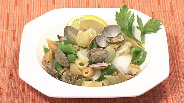 アサリと野菜のパスタ