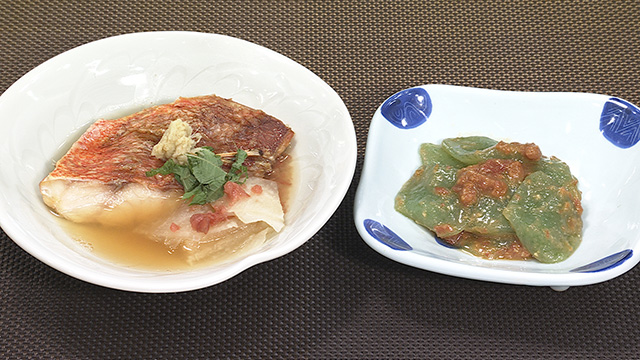 焼き魚の梅干し煮　刺身こんにゃくの梅味噌がけ