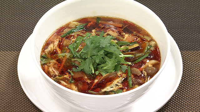 野菜たっぷり酸辣湯麵