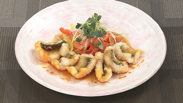 穴子のから揚げ 四川風にんにくソース