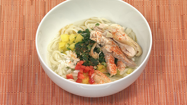 レンチン蒸し鶏のニラソース混ぜ麺