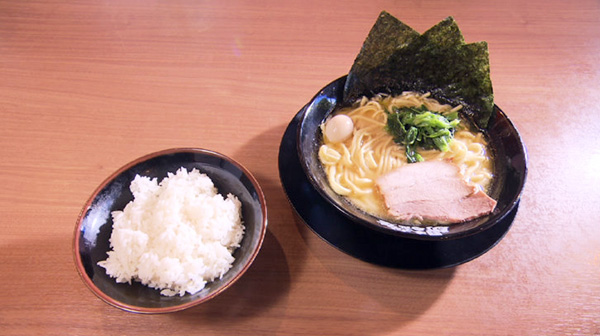 横浜家系ラーメン 町田商店 多賀城店