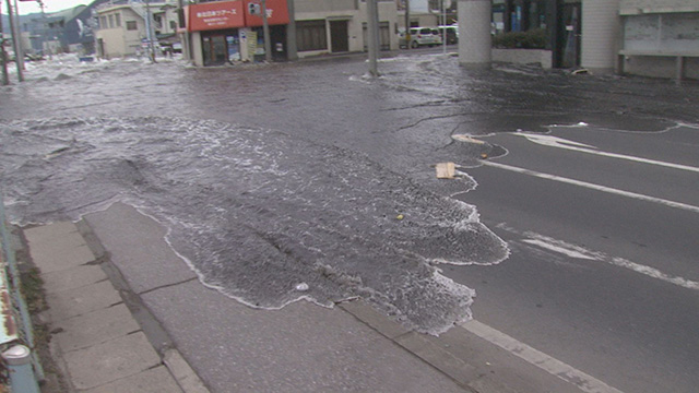 khb開局50周年 報道特別番組 津波を撮ったカメラマン~生と死を見つめた49日間~