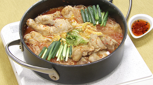 鶏と白菜のマーラー鍋